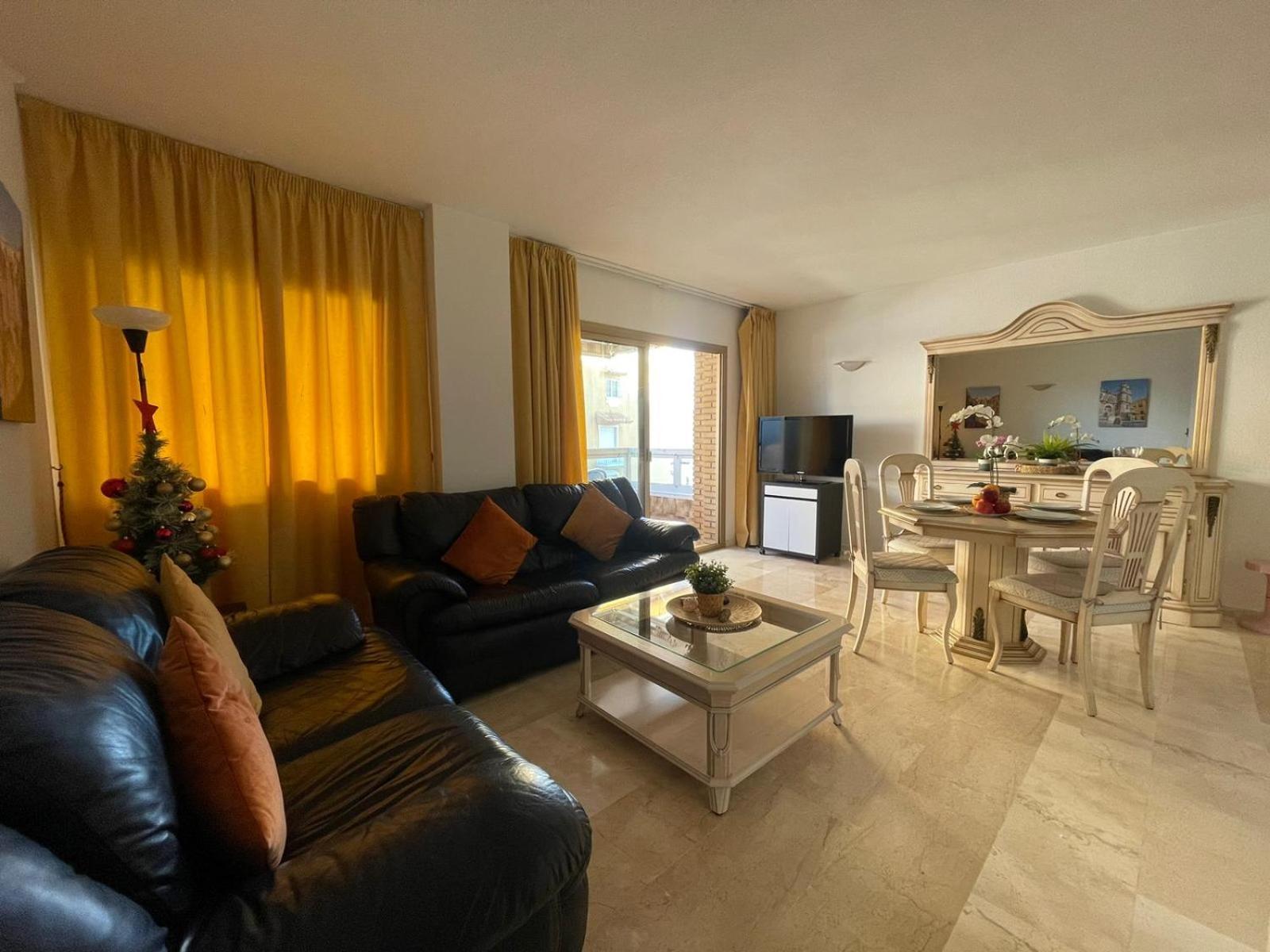 Apartment Teresa Фуeнхирола Екстериор снимка