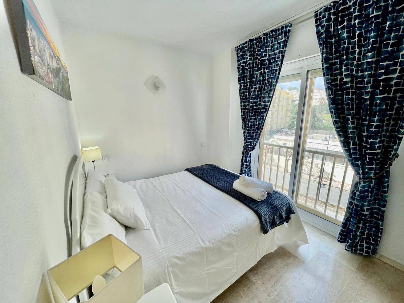 Apartment Teresa Фуeнхирола Екстериор снимка